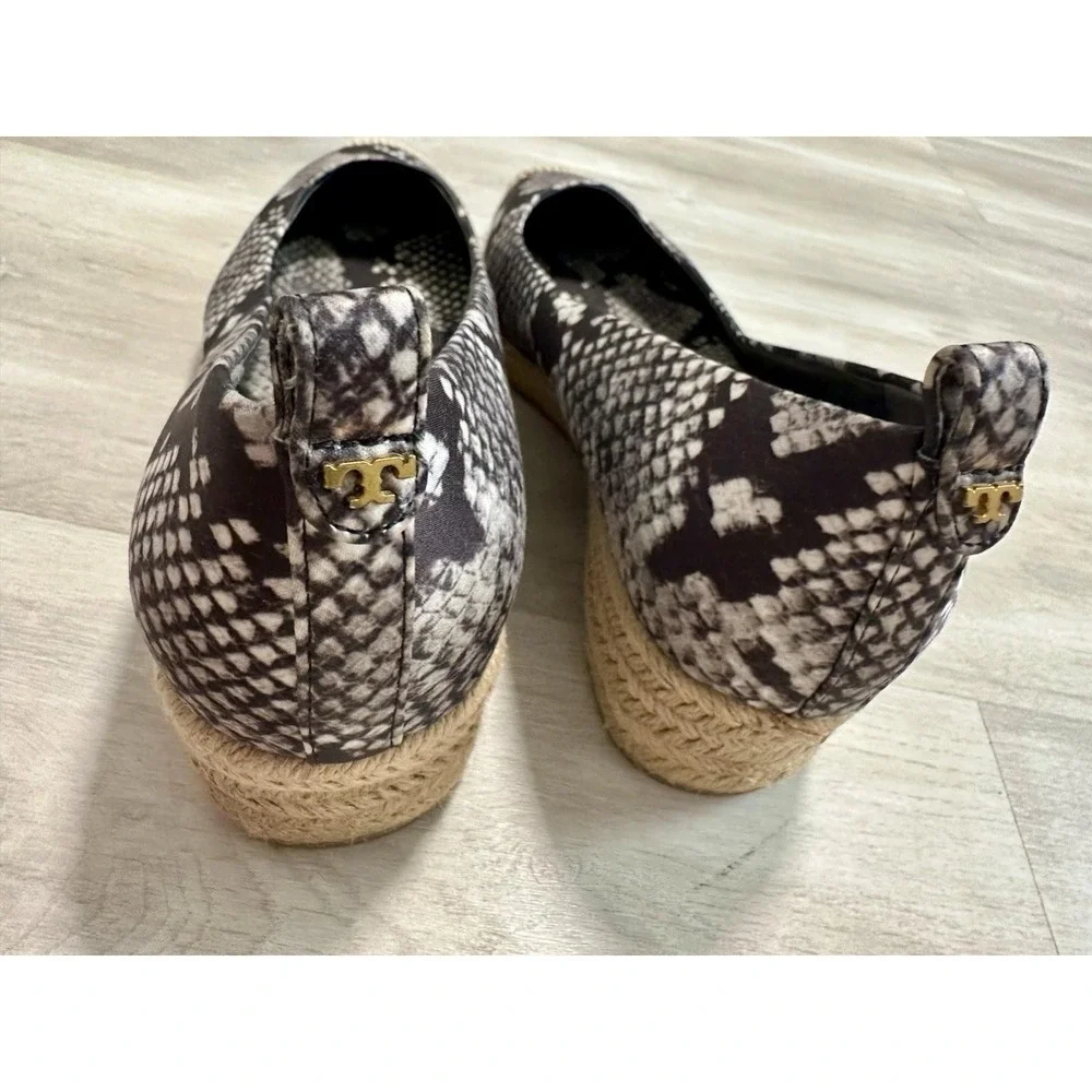 Tory Burch Womens 8.5 Heather Snake Print Wedge Espadrille Black‎ Grey